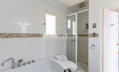 En exclusividad. Playa Amarilla. Permite uso comercial.