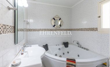 En exclusividad. Playa Amarilla. Permite uso comercial.