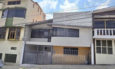 Casa en Venta, Pedregal de Atizapán, 4 Recamaras
