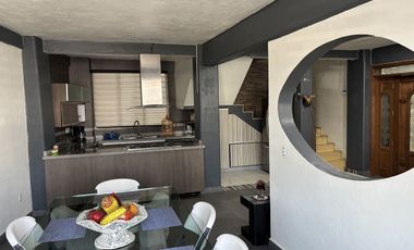 Casa, oficinas y salon de fiestas en Nezahualcóyotl