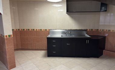 Casa, oficinas y salon de fiestas en Nezahualcóyotl