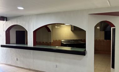 Casa, oficinas y salon de fiestas en Nezahualcóyotl