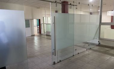 Casa, oficinas y salon de fiestas en Nezahualcóyotl