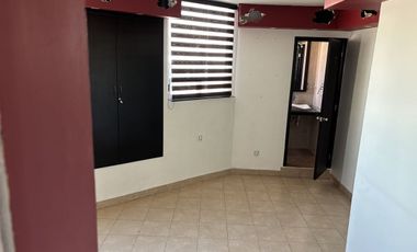 Casa, oficinas y salon de fiestas en Nezahualcóyotl