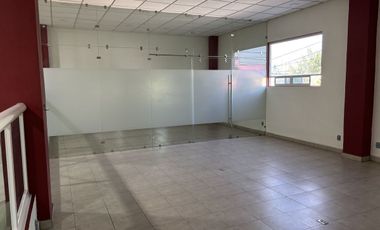 Casa, oficinas y salon de fiestas en Nezahualcóyotl