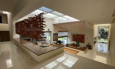 Venta de Residencia en Rancho San Francisco