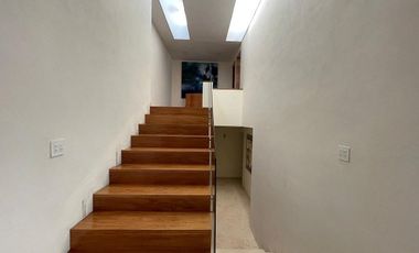 Venta de Residencia en Rancho San Francisco