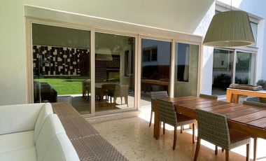 Venta de Residencia en Rancho San Francisco