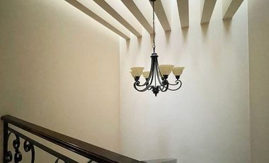 Venta de casa en condominio en las Águilas parte baja