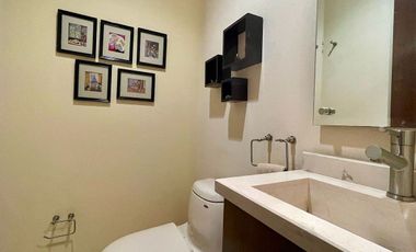 Venta de casa en condominio en las Águilas parte baja