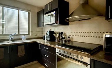 Venta de casa en condominio en las Águilas parte baja