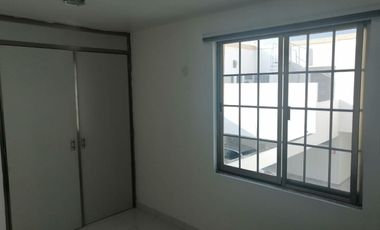 CASA EN RENTA EN PRIVADA EN CD. DEL CARMEN