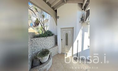 Departamento con vista a la ciudad en RENTA