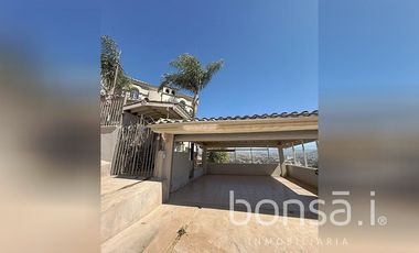 Departamento con vista a la ciudad en RENTA