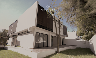 CASA EN VENTA EN ARAUCA ll, ZONA REAL, ZAPOPAN