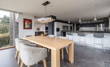 CASA DE LUJO EN VENTA | CLUB DE GOLF APOSENTOS – SOPÓ