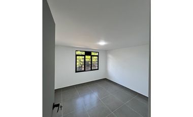 SE VENDE APARTAMENTO CON APARTAESTUDIO Y LOCAL EN PEREIRA, POBLADO DOS