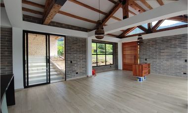 Casa Campestre en Venta El Tambo, La Ceja