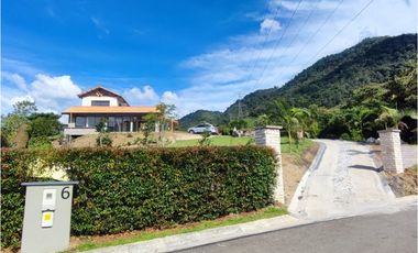 Casa Campestre en Venta El Tambo, La Ceja