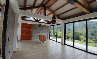Casa Campestre en Venta El Tambo, La Ceja