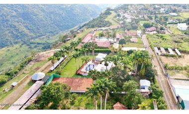 Casa en Fusagasuga (Cundinamarca) RAH CO: 25-144