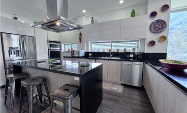 Casa en La Calera (Cundinamarca) RAH CO: 25-1469