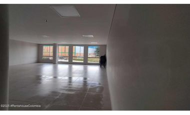 Apartamento en Chia (Cundinamarca) RAH CO: 25-1818