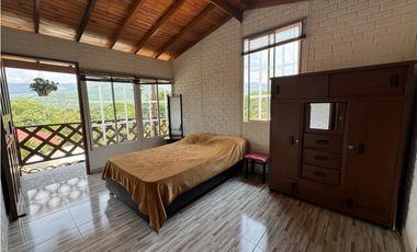 Casa en La Mesa (Cundinamarca) RAH CO: 26-37