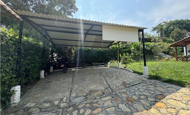 Casa en La Mesa (Cundinamarca) RAH CO: 26-37