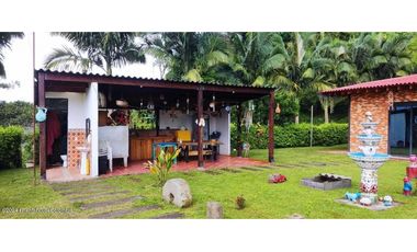 Casa en La Vega (Cundinamarca) RAH CO: 26-52