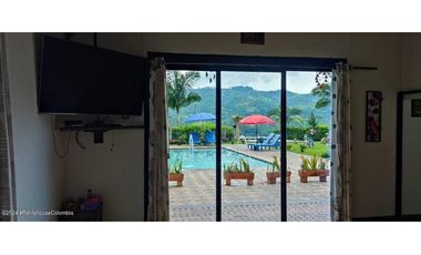 Casa en La Vega (Cundinamarca) RAH CO: 26-52