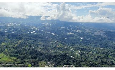Casa en Anolaima (Cundinamarca) RAH CO: 26-66