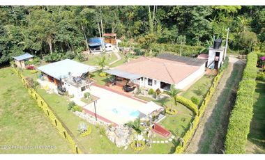 Casa en La Mesa (Cundinamarca) RAH CO: 26-53