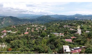 Casa en Anapoima (Cundinamarca) RAH CO: 26-78