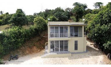 Casa en Anapoima (Cundinamarca) RAH CO: 26-78