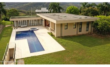 Casa en Anapoima (Cundinamarca) RAH CO: 26-103