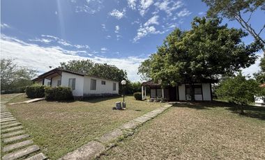 Hotel en Ricaurte (Cundinamarca) RAH CO: 26-105