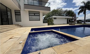 Casa en Girardot (Cundinamarca) RAH CO: 26-113