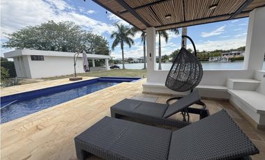 Casa en Girardot (Cundinamarca) RAH CO: 26-113