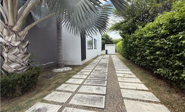 Casa en Girardot (Cundinamarca) RAH CO: 26-113