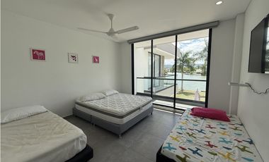 Casa en Girardot (Cundinamarca) RAH CO: 26-113