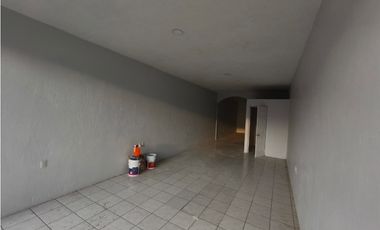 2 LOCALES EN RENTA 68 M2, PLAZA  ANAHUAC (LA YERBABUENA) SAHUAYO MICH.