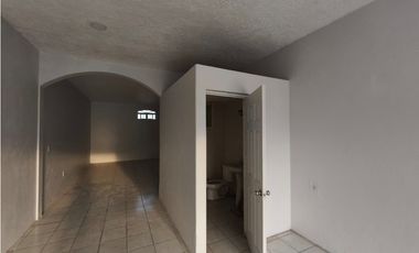 2 LOCALES EN RENTA 68 M2, PLAZA  ANAHUAC (LA YERBABUENA) SAHUAYO MICH.