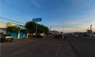 2 LOCALES EN RENTA 68 M2, PLAZA  ANAHUAC (LA YERBABUENA) SAHUAYO MICH.