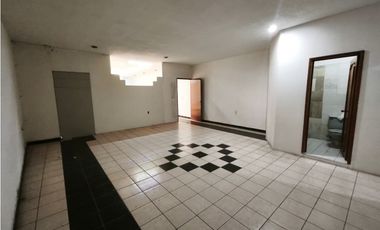 LOCAL EN RENTA  212.5 M2, GUERRERO CENTRO SAHUAYO MICH.