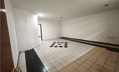 LOCAL EN RENTA  212.5 M2, GUERRERO CENTRO SAHUAYO MICH.