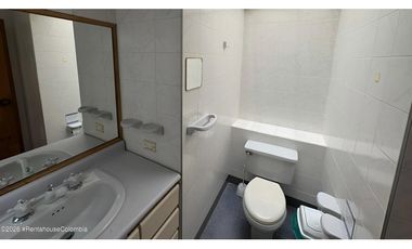 Casa en Ricaurte (Cundinamarca) RAH CO: 26-317