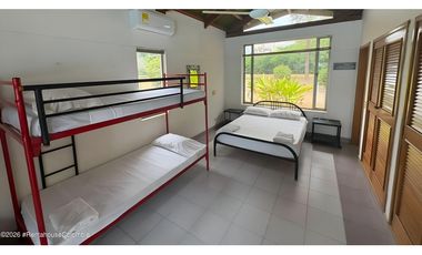 Casa en Ricaurte (Cundinamarca) RAH CO: 26-317