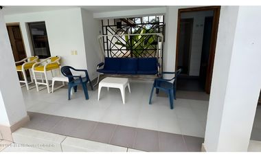 Casa en Ricaurte (Cundinamarca) RAH CO: 26-317