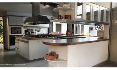 Casa en Ricaurte (Cundinamarca) RAH CO: 26-317